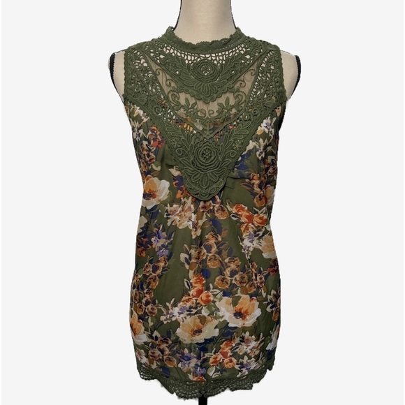 Nine West Vintage America Collection Floral Lace  Crochet Top Womens size Medium - Picture 1 of 5